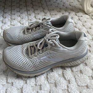 Brooks Ghost 12 Running Shoes